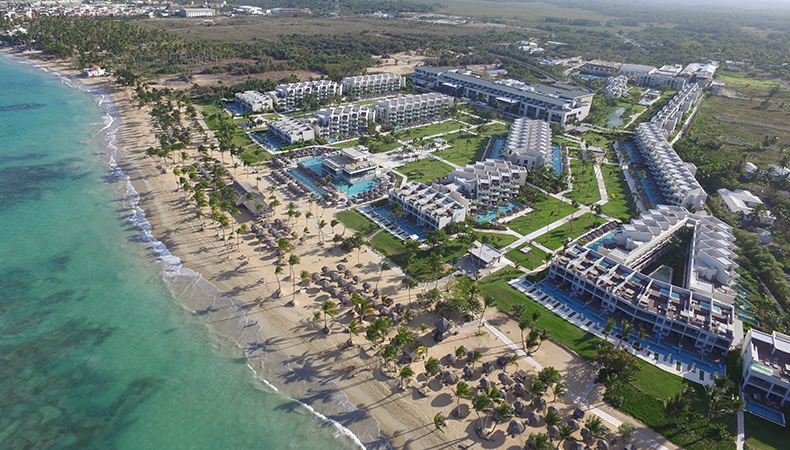 Excellence El Carmen adults-only all-inclusive resort with modern suites and beachfront pools in Punta Cana.