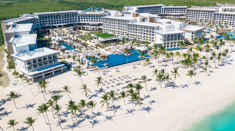 Hyatt Zilara Cap Cana adults-only all-inclusive resort with beachfront infinity pools and luxury accommodations.